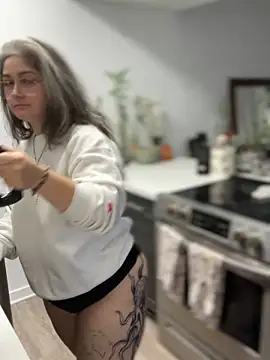 Alix Valentine online show from September 17, 4:42 pm