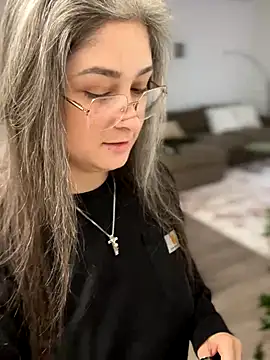 Alix Valentine online show from September 13, 1:44 pm