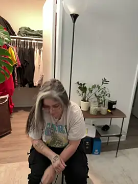 Alix Valentine online show from October 4, 4:41 pm