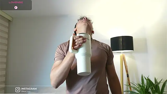 DeusbelliS online show from November 22, 8:35 am