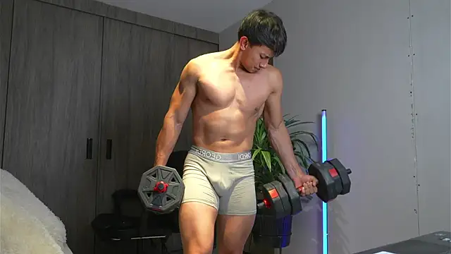 Snapshot of DeusbelliS chatting on May 16, 12:53 am DeusbelliS online show from May 16, 12:53 am