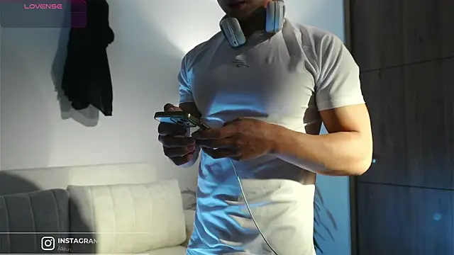 DeusbelliS online show from January 13, 12:15 am