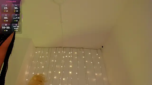 Violett030 online show from October 4, 3:52 am