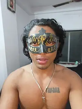 sam honey5 online show from December 4, 5:45 pm