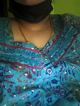 Villageanuty online show from February 4, 9:04 am