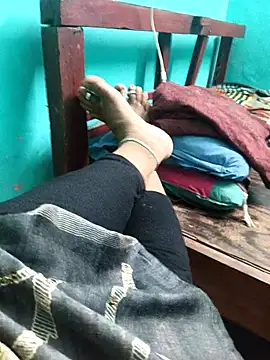 Villageanuty online show from April 10, 12:45 pm