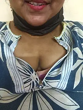 Villageanuty online show from November 15, 5:17 pm