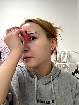 Snapshot of AsiaVegas chatting on October 10, 3:35 pm AsiaVegas online show from October 10, 3:35 pm