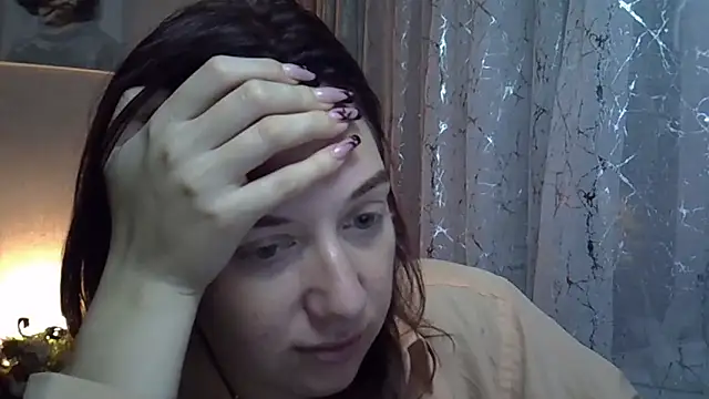 Lily Ember online show from October 9, 10:32 pm