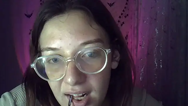 Lily Ember online show from October 23, 10:41 pm