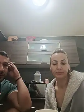 Aly-john1985 online show from January 6, 8:18 am