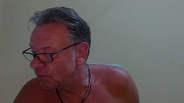 Unique X perience online show from March 19, 3:17 am