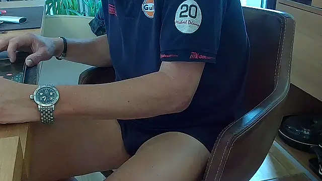 Unique X perience online show from October 12, 12:06 pm