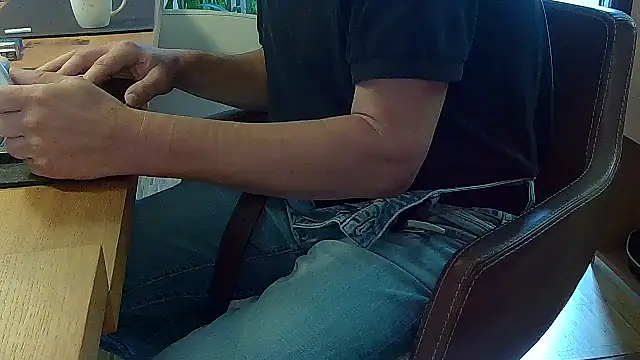 Unique X perience online show from October 20, 9:54 am