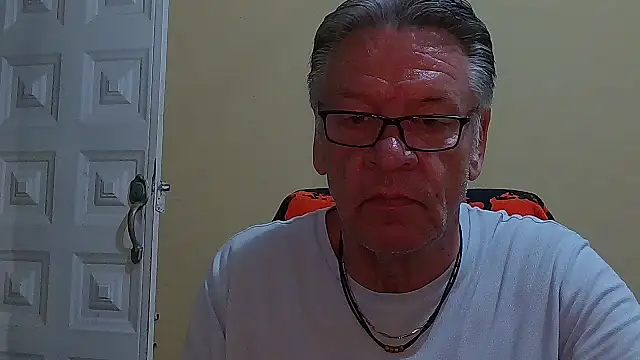 Unique X perience online show from March 15, 1:56 am