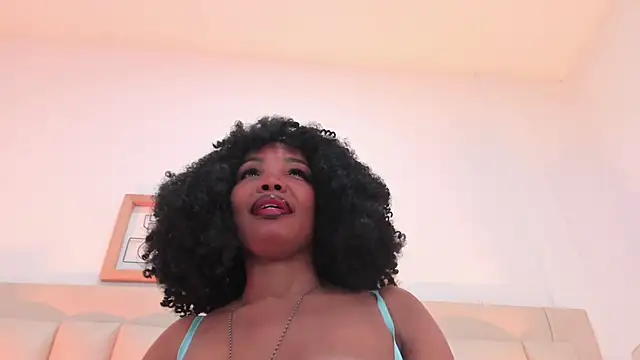 dakhota    online show from February 1, 11:19 am