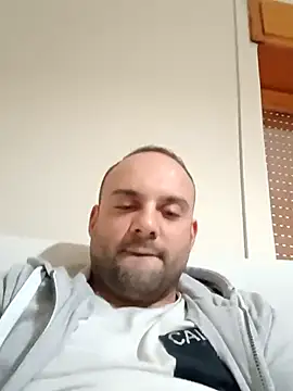 cazzoduroduro26 online show from February 23, 1:55 pm