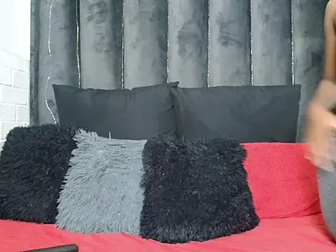 dark honeyx26 online show from February 6, 7:32 pm