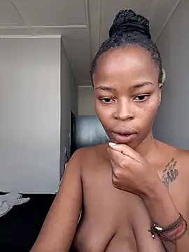 dark honeyx26 online show from March 24, 2:17 pm