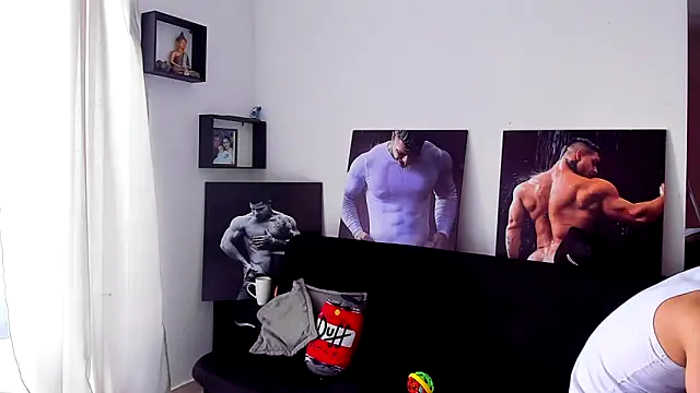 Marck Mathews online show from December 4, 2:38 pm