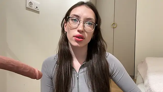 Kelly Berry   online show from January 13, 5:28 pm