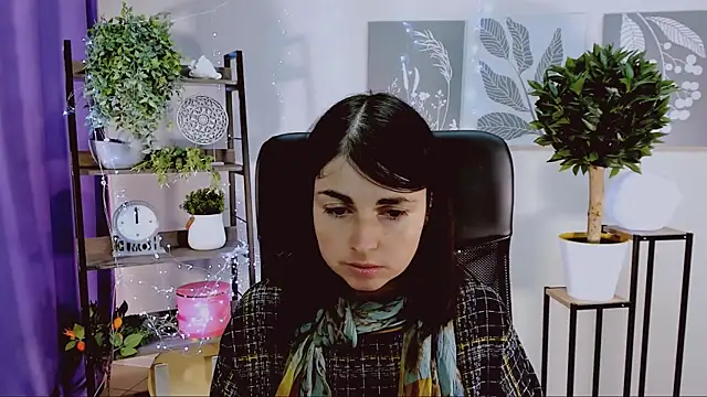 MartaEdams online show from April 14, 6:29 am