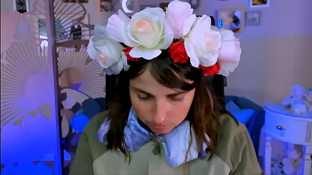 MartaEdams online show from September 15, 6:14 am