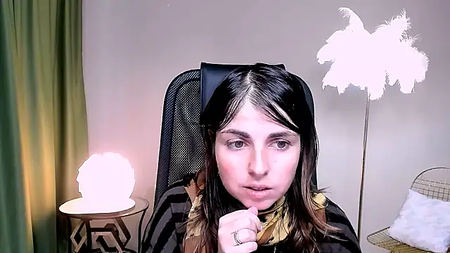 MartaEdams online show from November 19, 6:24 am