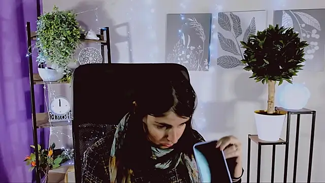 MartaEdams online show from April 22, 6:20 am