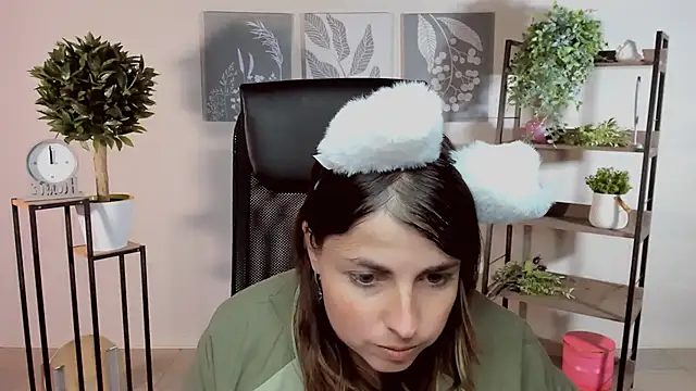 MartaEdams online show from October 3, 7:32 am