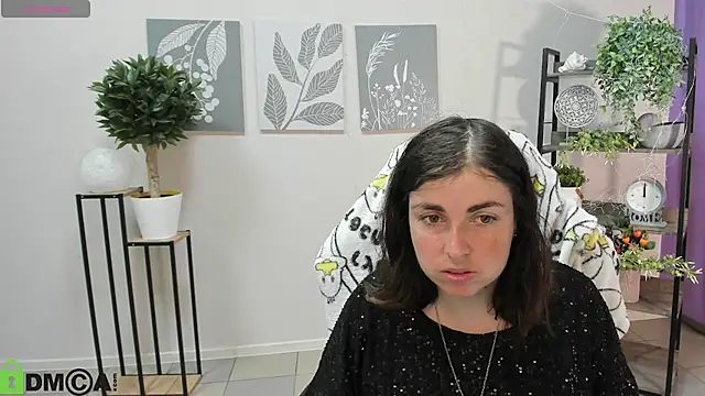 Snapshot of MartaEdams chatting on July 11, 5:08 am MartaEdams online show from July 11, 5:08 am