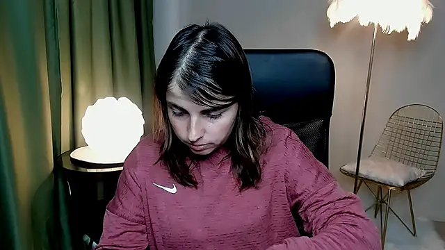 MartaEdams online show from October 13, 6:26 am