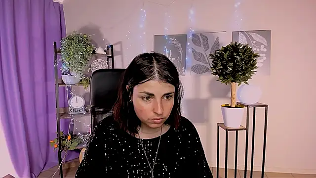 MartaEdams online show from May 28, 6:21 am