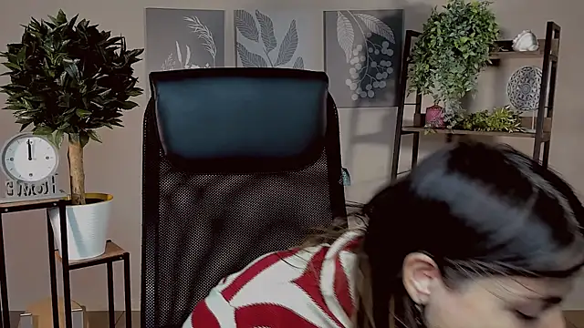 MartaEdams online show from November 10, 6:18 am