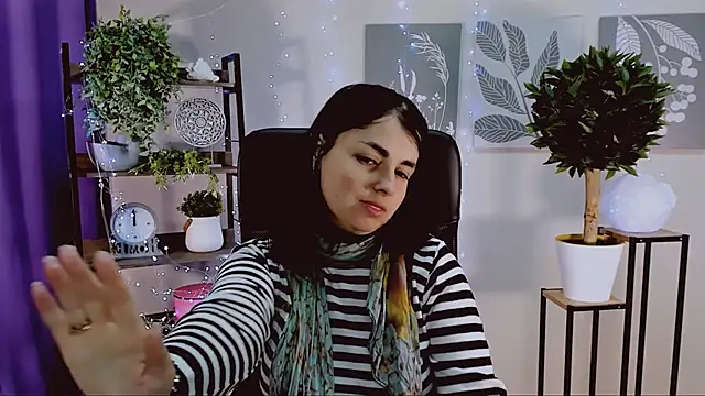 MartaEdams online show from April 15, 6:30 am