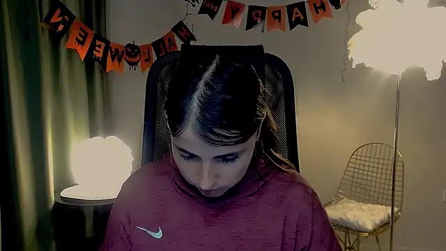 MartaEdams online show from October 29, 6:12 am