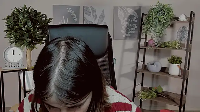 MartaEdams online show from December 3, 6:25 am