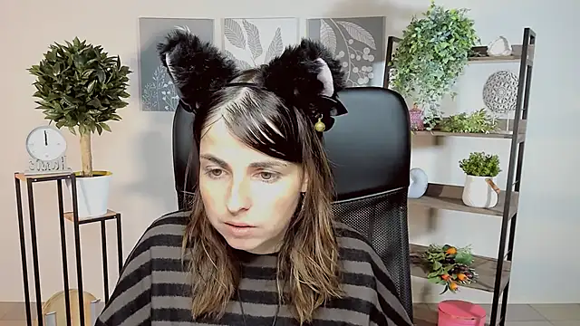 MartaEdams online show from October 15, 6:11 am