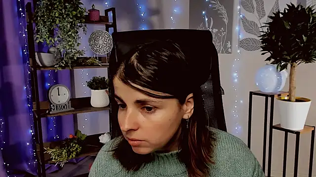 MartaEdams online show from December 16, 6:17 am