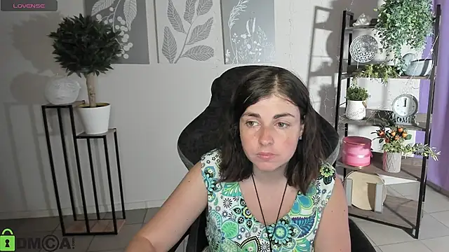 Snapshot of MartaEdams chatting on July 10, 5:29 am MartaEdams online show from July 10, 5:29 am