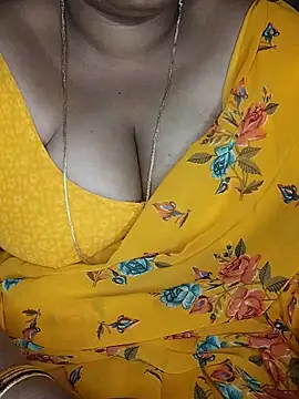 Snapshot of Mia-Telugu chatting on February 7, 2:52 am Mia-Telugu online show from February 7, 2:52 am