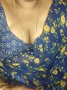 Snapshot of Mia-Telugu chatting on February 23, 3:19 am Mia-Telugu online show from February 23, 3:19 am