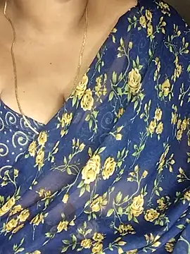 Snapshot of Mia-Telugu chatting on February 2, 3:49 am Mia-Telugu online show from February 2, 3:49 am