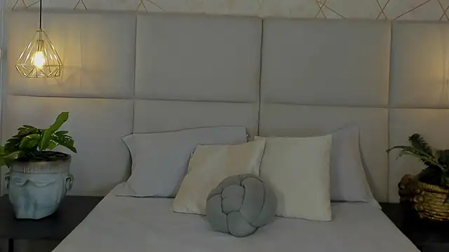 SamayRyann online show from May 30, 1:39 pm