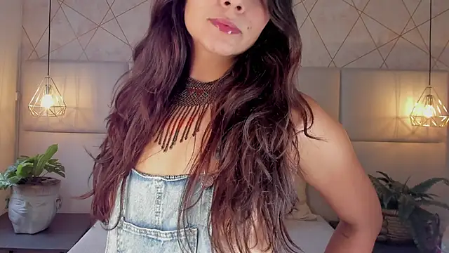 SamayRyann online show from May 6, 1:59 pm