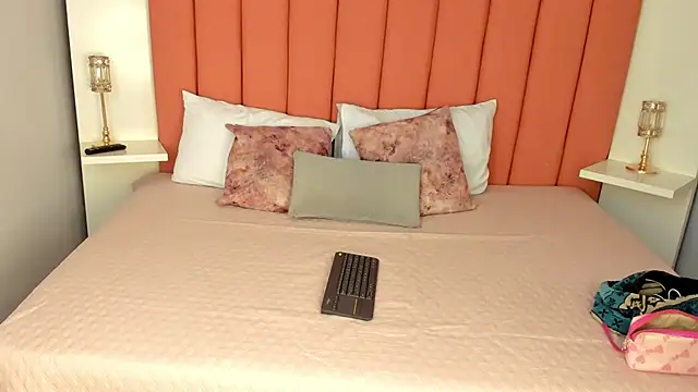 SamayRyann online show from April 2, 2:13 pm