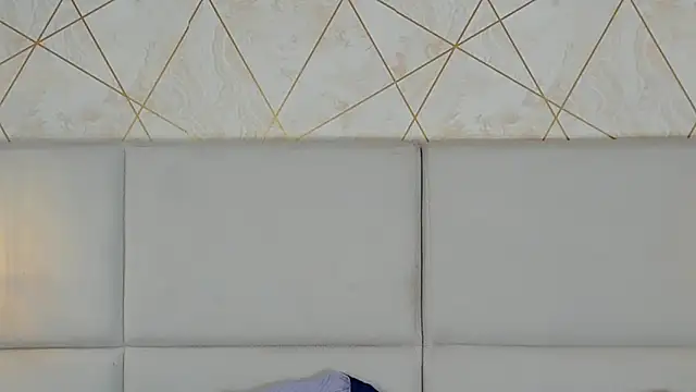 Snapshot of SamayRyann chatting on June 16, 1:44 pm SamayRyann online show from June 16, 1:44 pm