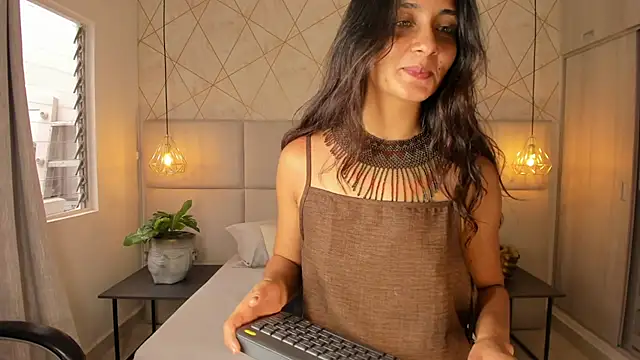 SamayRyann online show from May 25, 1:32 pm