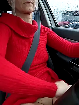 Snapshot of KOte7 chatting on November 9, 2:10 pm KOte7 online show from November 9, 2:10 pm