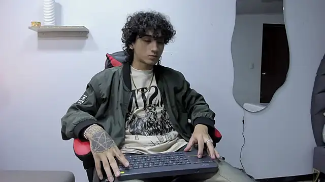 JackesTaylor online show from October 20, 5:09 am